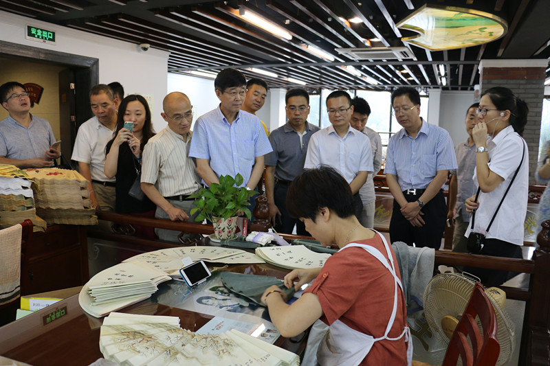 百年老店焕新生-----（世瀚）杭州老字号发展策略研讨会在王星记召开