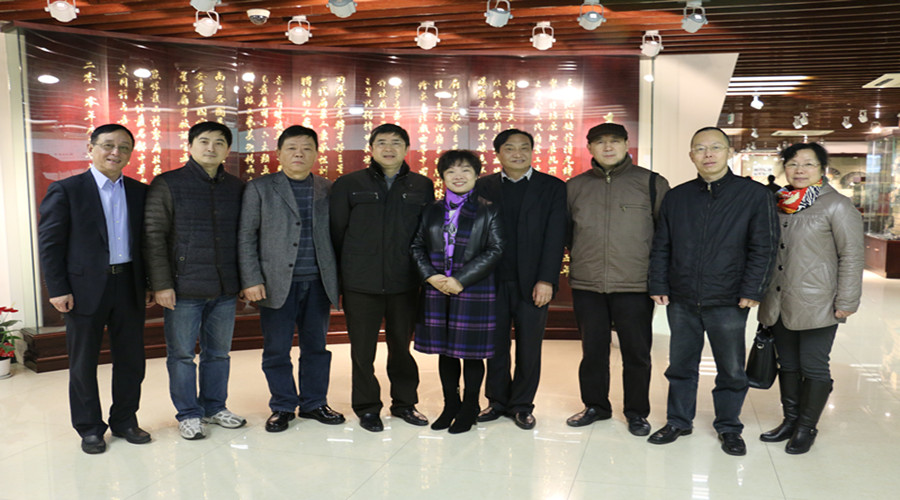 省政协科教委副主任（原杭州市副市长）沈坚一行莅临王星记参观调研